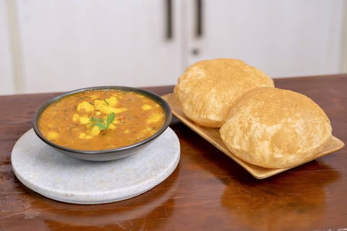 PURI & SABJI